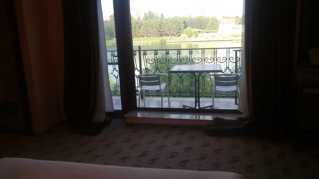 מינגסוויר River Side Hotel חדר תמונה