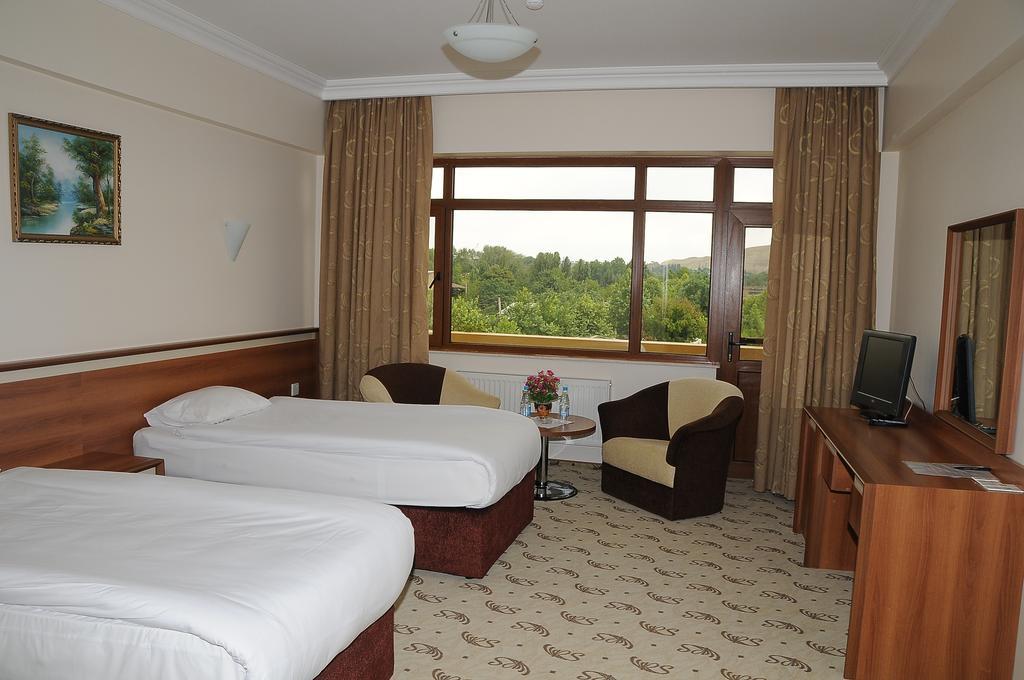 מינגסוויר River Side Hotel חדר תמונה