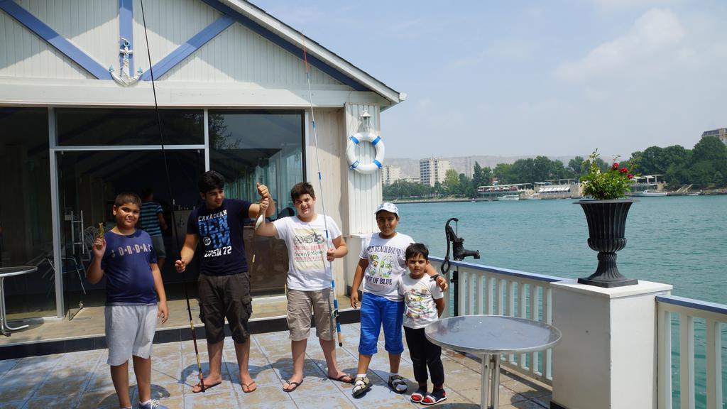 מינגסוויר River Side Hotel מראה חיצוני תמונה