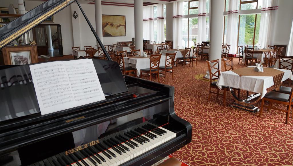 מינגסוויר River Side Hotel מראה חיצוני תמונה